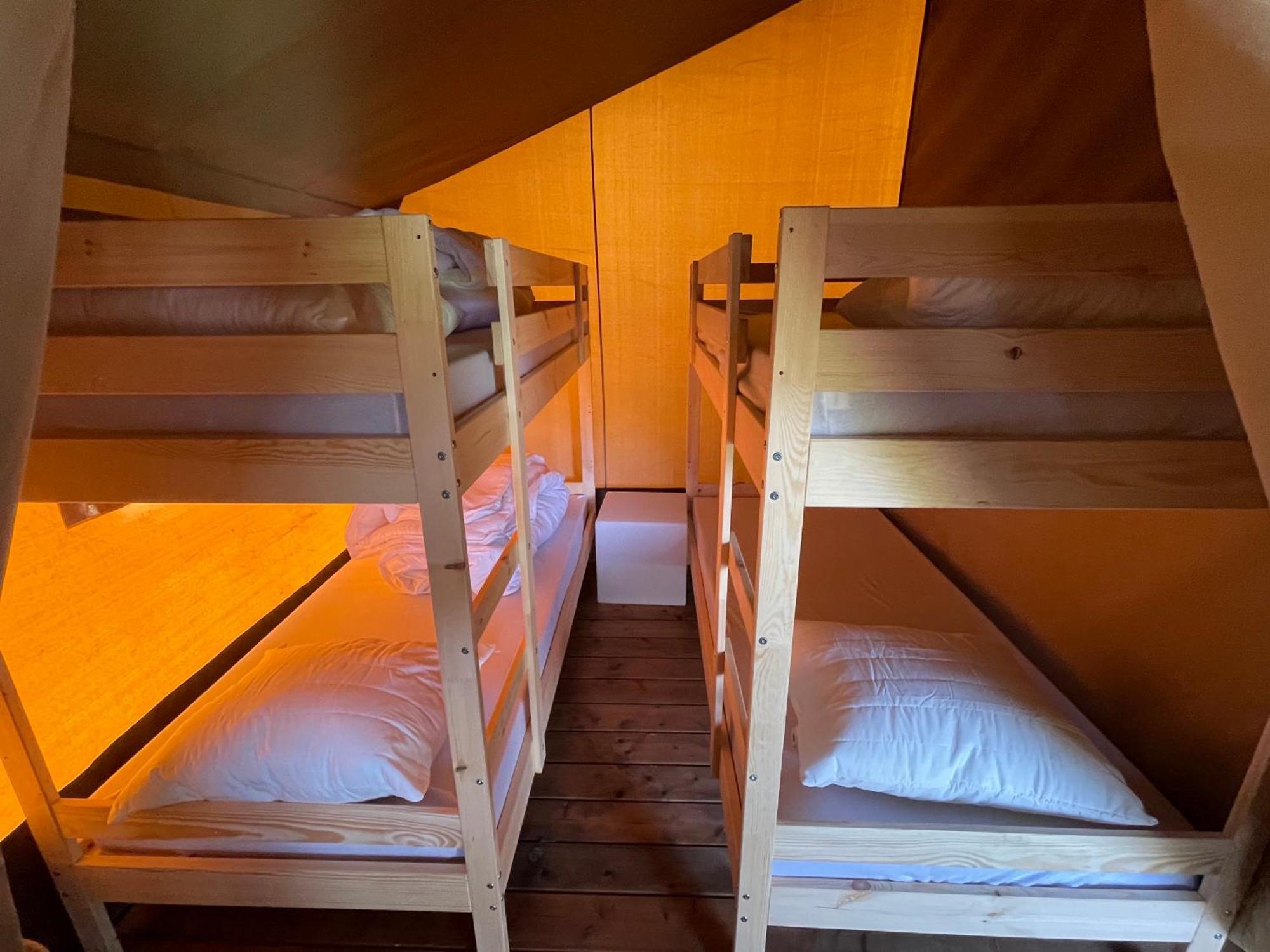 Camping De Hof Van Eeden Hotel Warmond Szoba fotó
